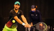 Мико Кузманов смачка французин