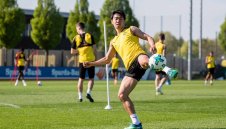 Дортмунд праща ненужния Кагава във Франция, той се дърпа