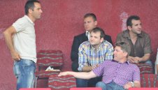 Дясна ръка на Мъри драпа към Левски, иска да къса договор