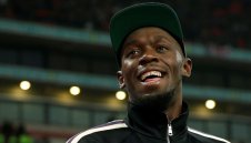 Пече се интересен трансфер, Болт отива при Марадона в Мексико