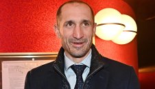 Джорджо Киелини заема мястото на Паоло Малдини