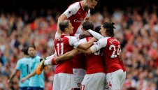 Арсенал отдъхна с класика над Борнемут