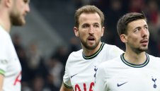 Тотнъм тресна "чуковете" и се настани в Топ 4