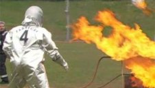 Фабрегас жонглира с горяща топка