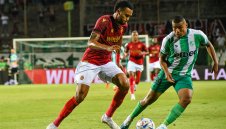 Ел Маестро няма да пипа състава за дербито с ЦСКА 1948