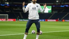 Неймар дари 750 000 лири срещу COVID-19