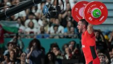 Карлос Насар счупи и световния рекорд