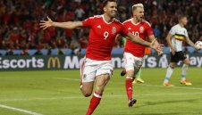 Герой за Уелс се хвали със 77 оферти