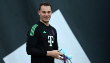 Няма място за отстъпление: Нойер е непоколебим за кариерата си