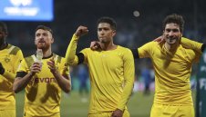 Дортмунд продължава напред за Купата