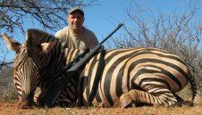 Стоичков се бръкнал с 25 бона за сафари + СНИМКИ 