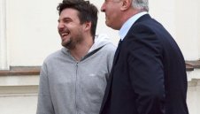 Бижутера изригна: Левски да спре да се оправдава с юношите