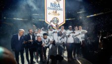 Жокера даде  победен старт на Денвър в нощта на пръстените