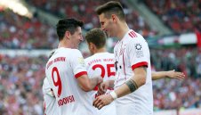 Левандовски и Зюле са сред "печелившите" от "замразяването" на сезона