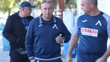 Жега в Левски: Мъри Стоилов вдигна мерника на Христос