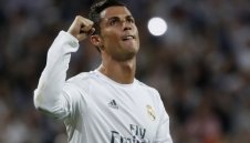 Във Франция: Роналдо отива в ПСЖ