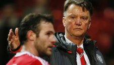 Ван Гаал на тръни след провала на Юнайтед в Лига Европа