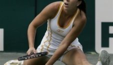 Елена Янкович и Динара Сафина ще спорят за титлата в Чарлстън