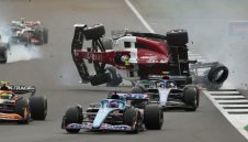 Джоу сяда обратно в колата на Алфа Ромео още в петък