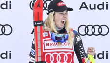 Шифрин спечели първото спускане за сезона