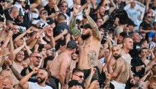 Локо Пловдив плаши Левски с Южната трибуна на "Лаута" 