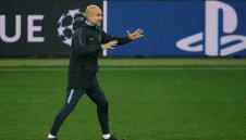 Манчестър Сити търси конкуренция на Фернандиньо, впери поглед в асове на Аякс и Уулвс