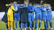 Изнудват Левски за пари