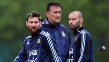 Меси и компания бойкотират пресата заради марихуана