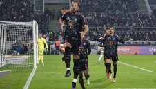 Байерн и Кейн биха дузпата на "жребчетата"