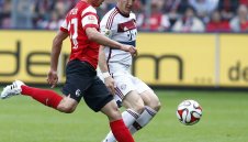 И съдията не спаси жалкия Байерн във Фрайбург