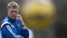 Спрягат Дейвид Мойс за Блекбърн