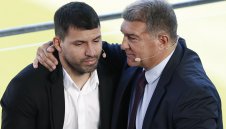 Лапорта към Кун: Завиждах на Атлетико заради теб!