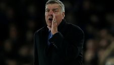 Големия Сам взима психолог на "Гудисън"