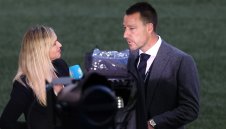 Челси прибра легендата Джон Тери