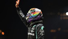 Хамилтън е категоричен: Макс преминава границата