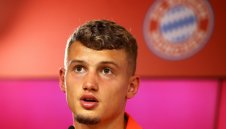 Милан си хареса твърда резерва на Байерн