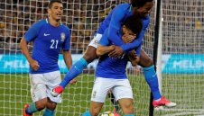 Бразилия напълни торбата на "кенгурутата" + ВИДЕО