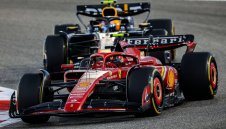 Ферари отговори на Ред Бул, Сайнц на върха на тестовете