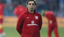 Гари Невил: Играчите на Юнайтед са меки