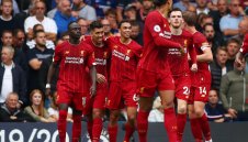 Фантастичен Ливърпул подчини Челси на "Стамфорд Бридж" и продължава без грешка в Англия