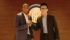 Йънг се сбогува с Манчестър Юнайтед