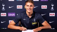 Шпорите взеха двама нови, подсилиха се със защитник и нападател