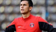 Роден страж пусна 2 гола на Рейнджърс 