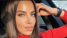 Спортна журналистка подлуди Интернет с пищни гърди + СНИМКИ