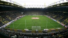 Футболна индустрия по немски