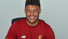 Стиви Джи хвали Окс: Заслужава си милионите