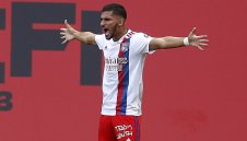 Ауар подписа с Рома