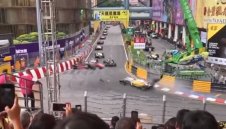 Пострадалата германка във Формула 3 е с фрактура на гръбнака + ВИДЕО (+18)