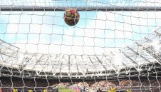 Клауза "ваксина" за звездите във Висшата лига