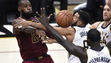 Пак резил за ЛеБрон и компания